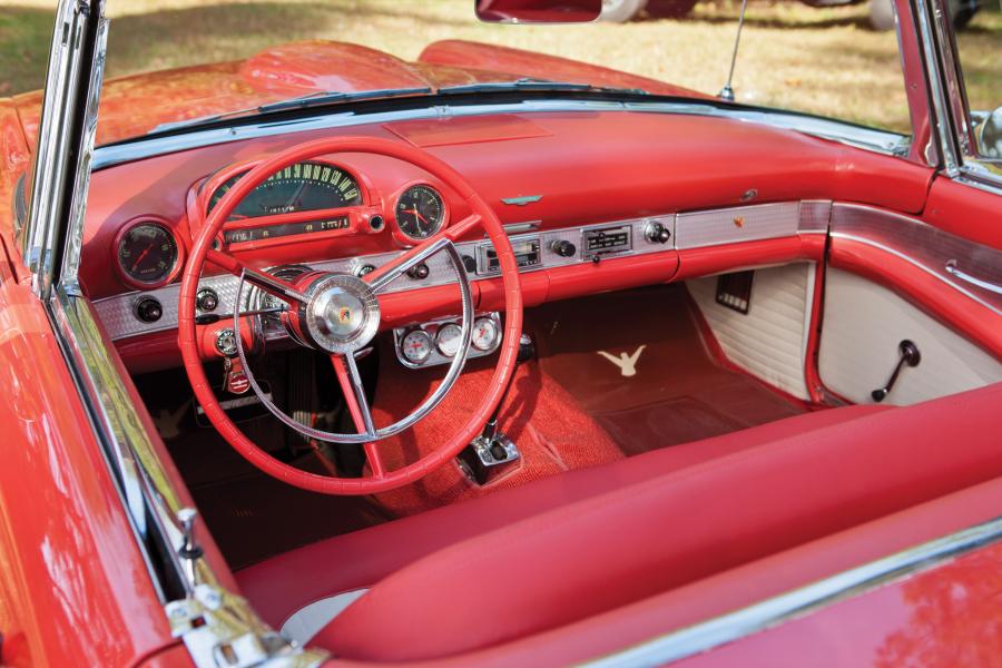  Ford Thunderbird White Ruf 1956 года  (фото 18 из 20)